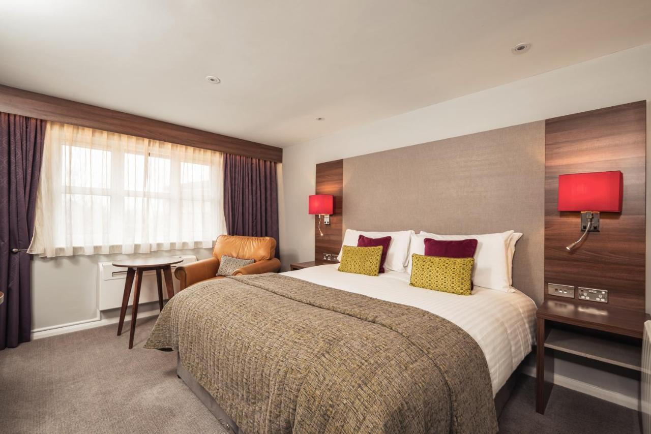 The Waterfront Hotel Spa & Golf St Neots Extérieur photo
