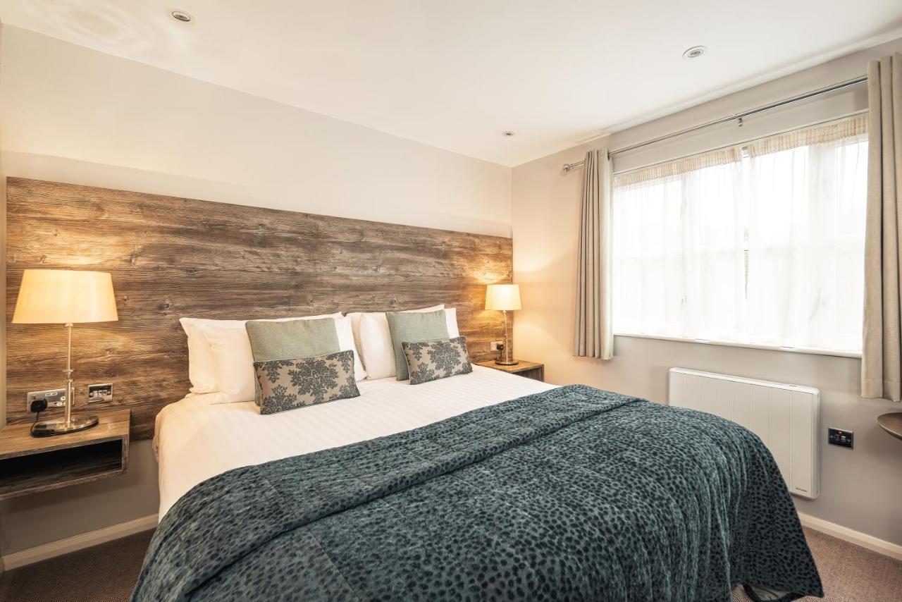 The Waterfront Hotel Spa & Golf St Neots Extérieur photo
