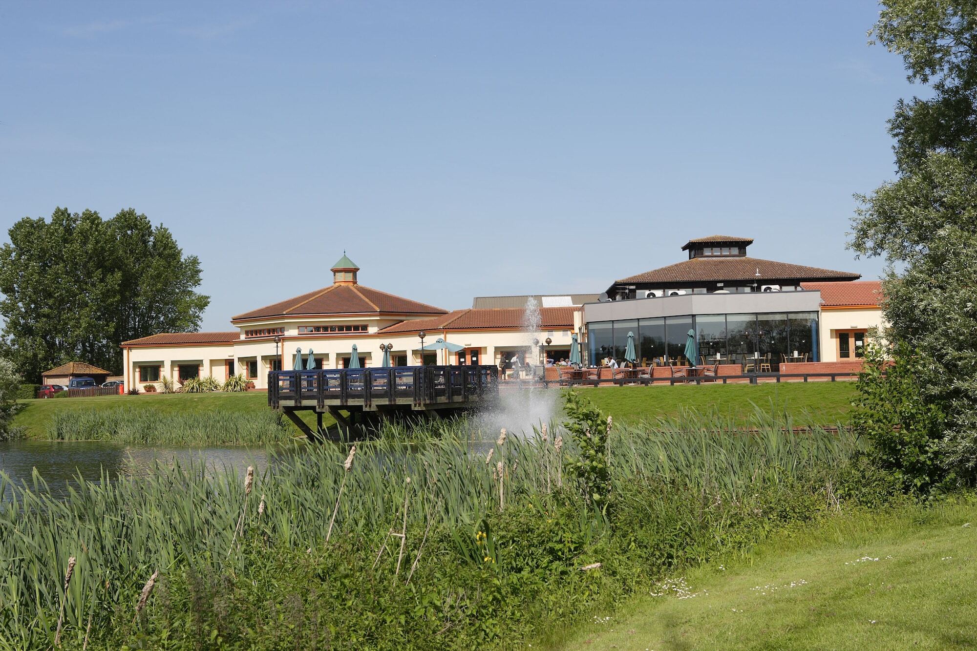 The Waterfront Hotel Spa & Golf St Neots Extérieur photo